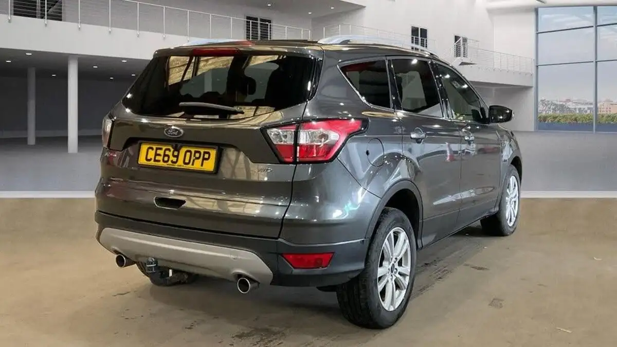 2019-ford-kuga-20tdci-zetec-150ps-awd-ss-powershift-big-3