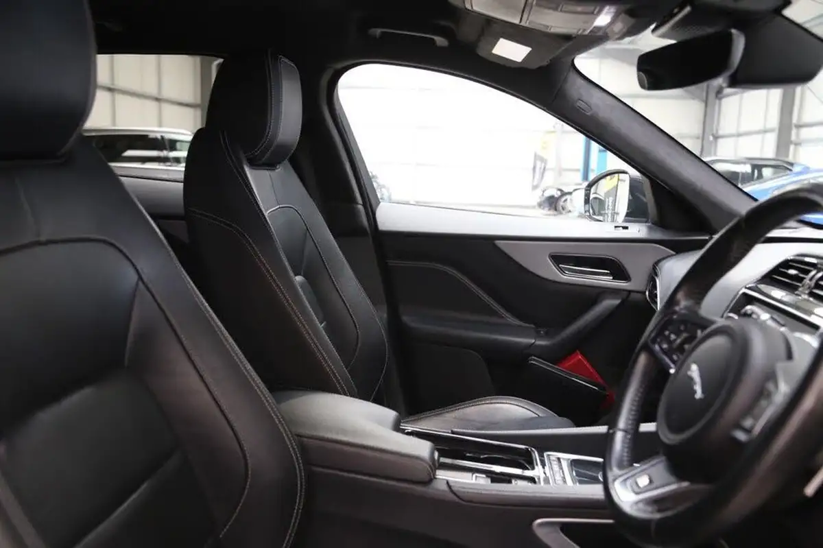 2018-jaguar-f-pace-20-i4d-r-sport-180ps-auto-big-29