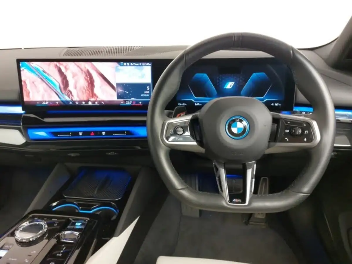 2024-bmw-5-series-e-i5-edrive40-m-sport-technology-plus-packcomfort-pack-saloon-4d-big-4