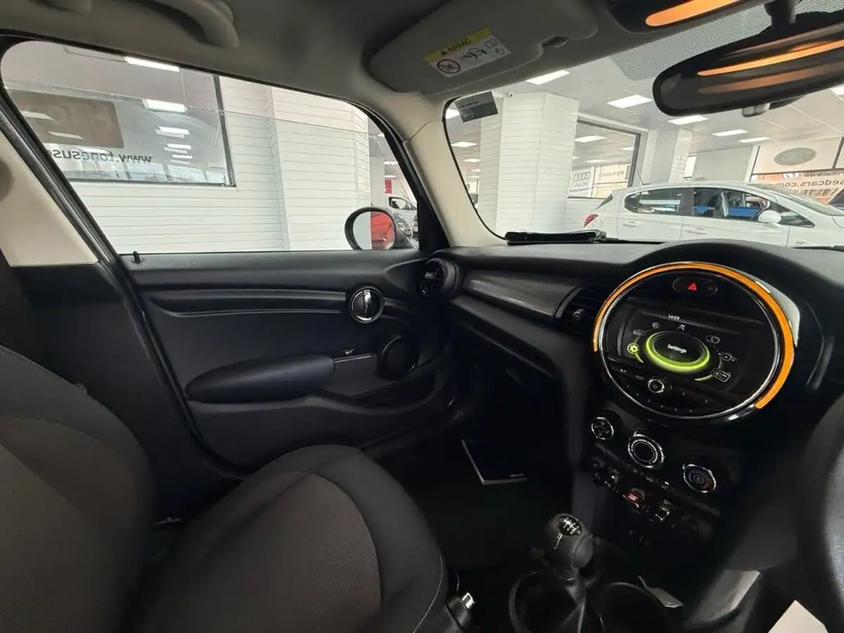 2016-mini-cooper-15-cooper-ss-hatchback-5d-big-41