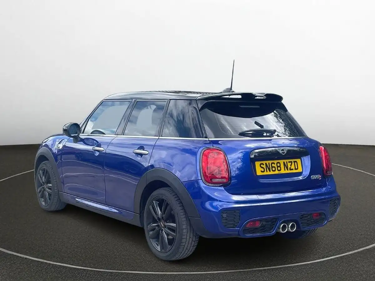 2018-mini-cooper-20-cooper-s-classic-ss-hatchback-5d-big-6