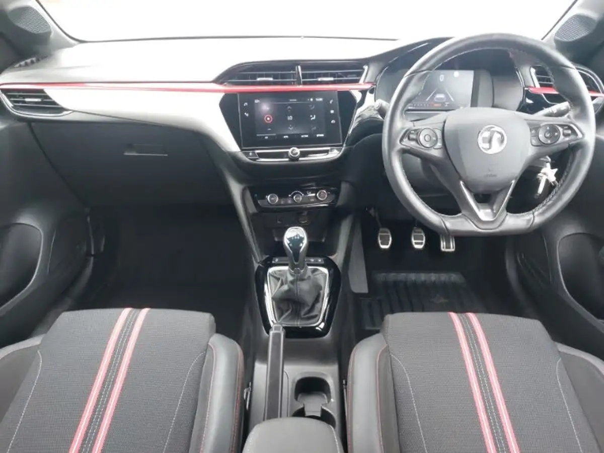 2022-vauxhall-corsa-12i-gs-line-big-2