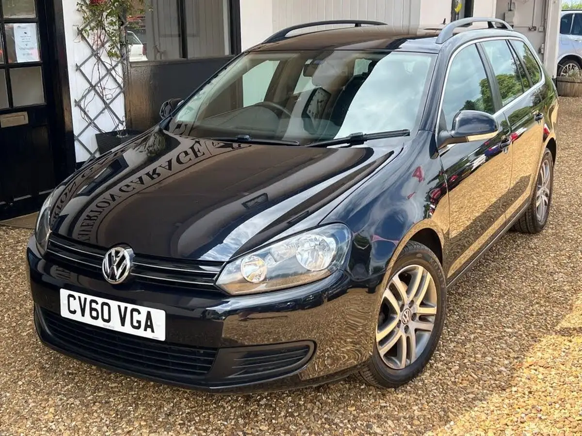 2011-volkswagen-golf-16td-se-105ps-estate-5d-big-16