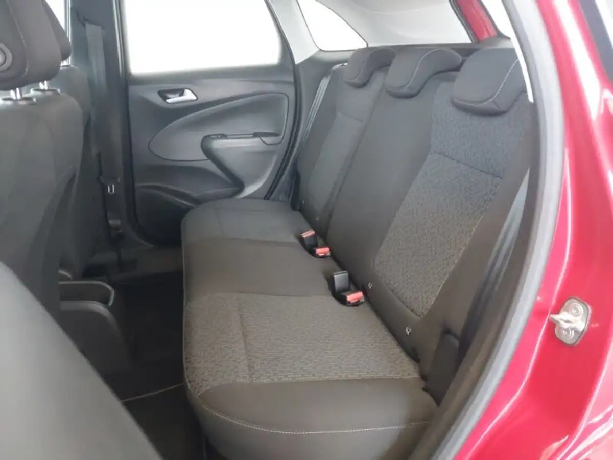 2022-vauxhall-crossland-12i-se-edition-big-5
