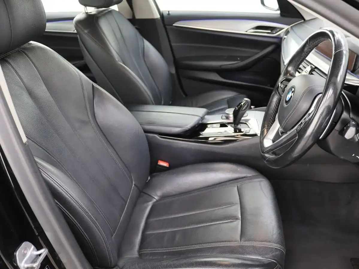 2019-bmw-5-series-20-530e-se-auto-big-11