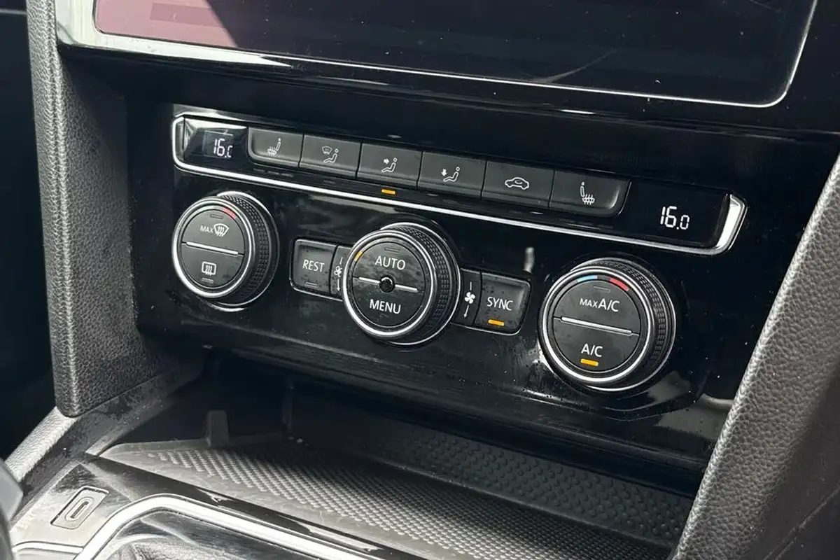 2020-volkswagen-arteon-20-tsi-r-line-edition-272ps-4motion-big-21