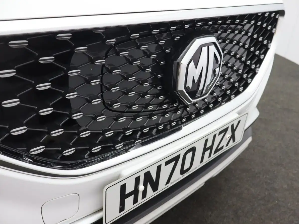 2020-mg-zs-suv-e-exclusive-ev-big-35