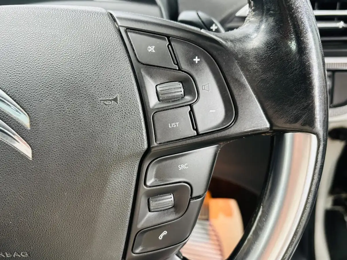 2014-citroen-c4-picasso-16e-hdi-exclusive-airdream-etg6-big-18