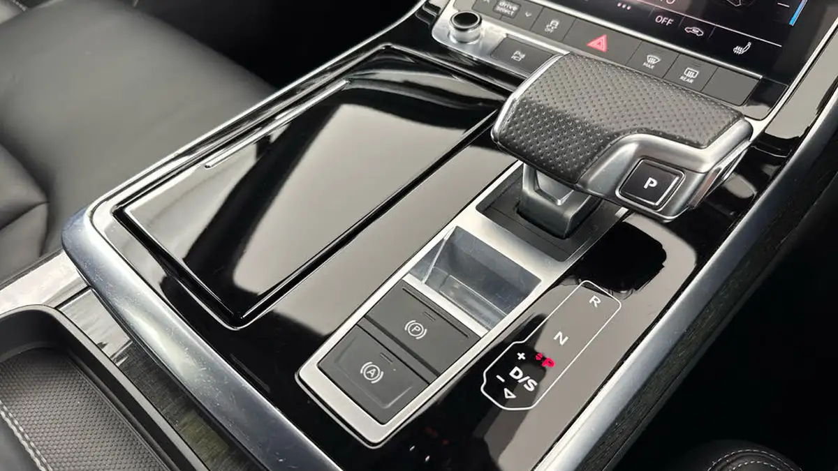 2020-audi-q7-30-50-tdi-black-edition-big-15