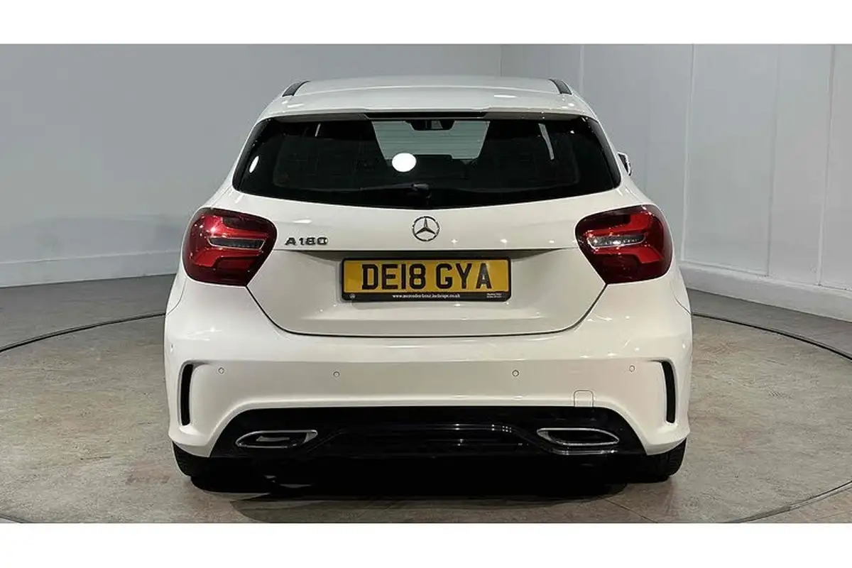 2018-mercedes-benz-a-class-16-a180-amg-line-premiumss-big-9