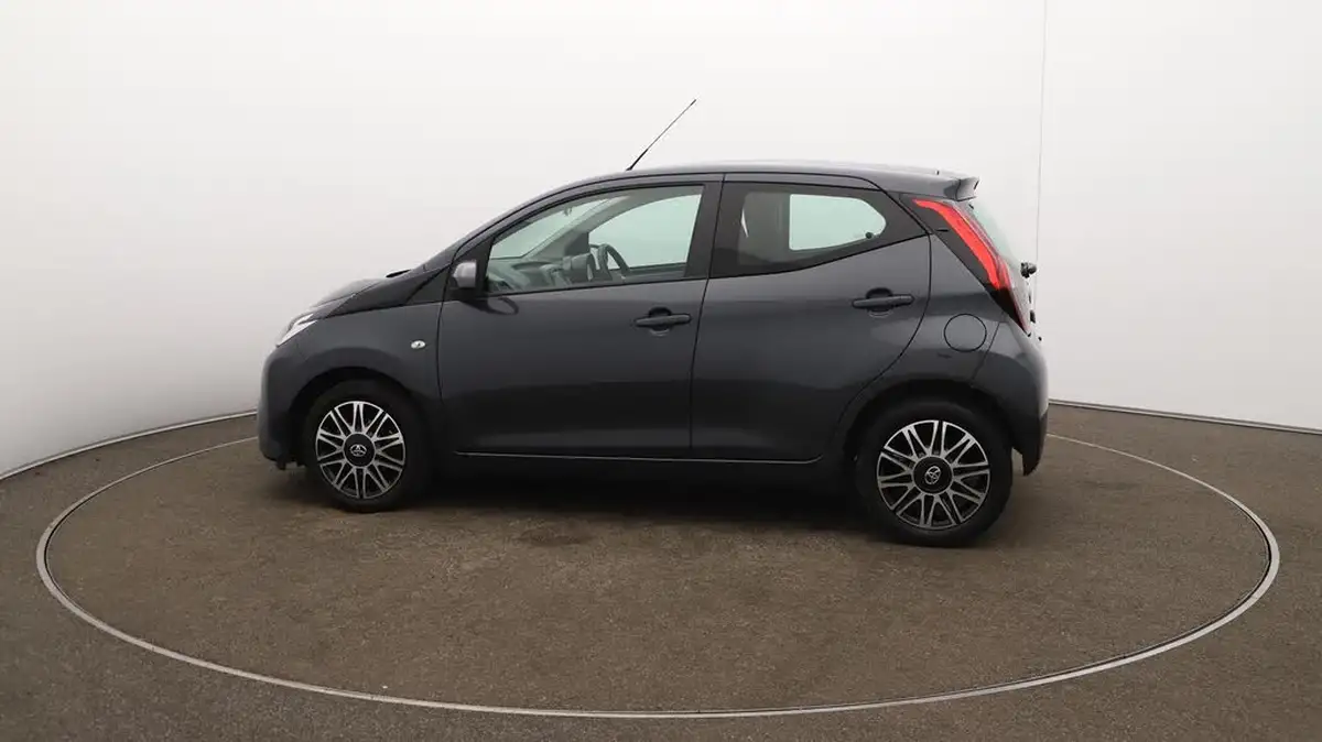 2019-toyota-aygo-10-vvt-i-x-play-tss-x-shift-big-57