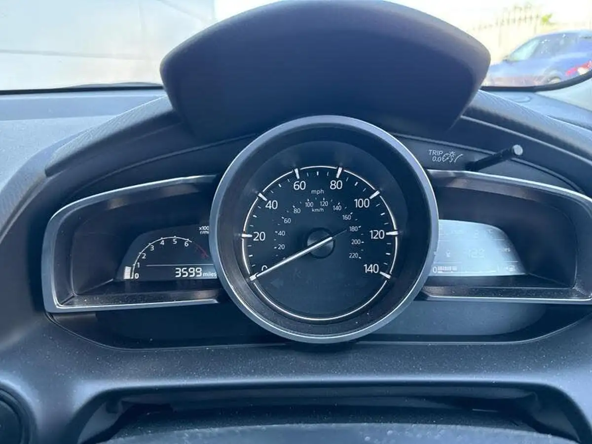 2024-mazda-mazda2-15-e-skyactiv-g-exclusive-line-big-5