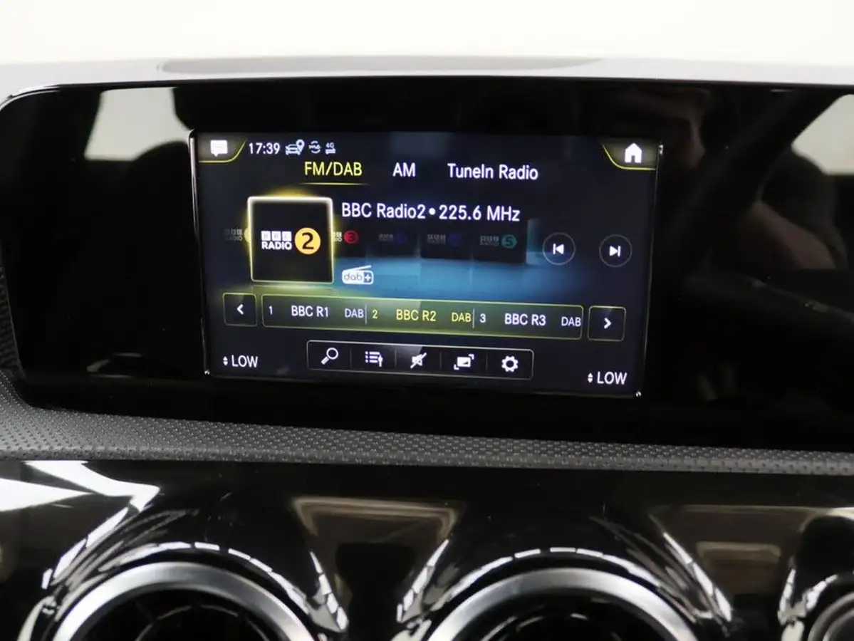 2021-mercedes-benz-a-class-20d-a180d-sport-hatchback-5d-8g-dct-big-16