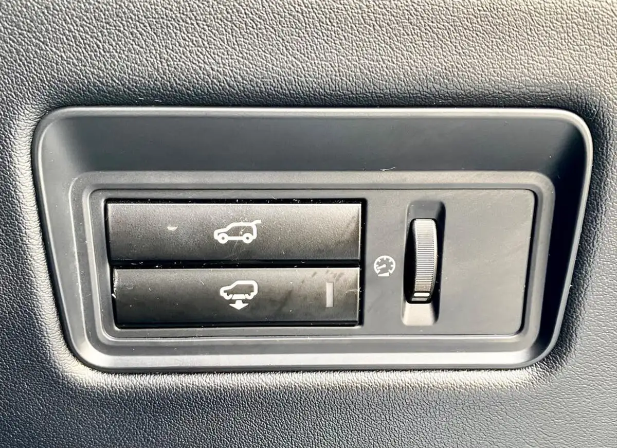 2014-land-rover-range-rover-sport-30-sd-v6-hse-dynamic-big-41