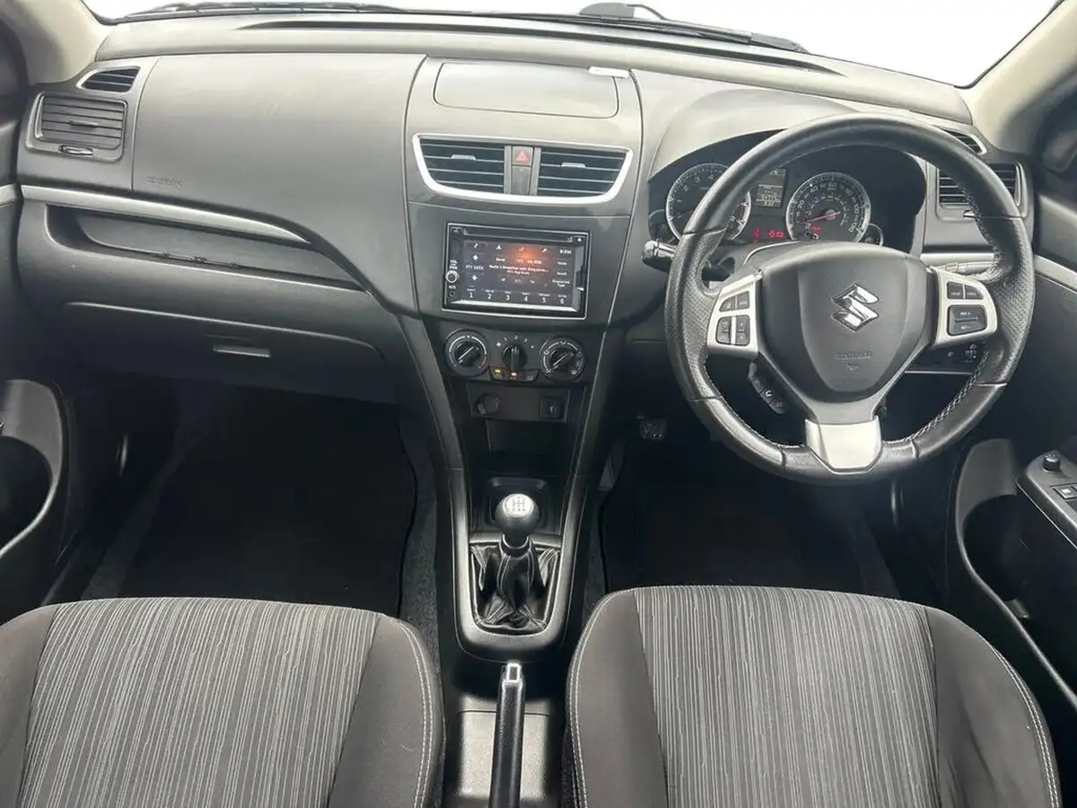 2016-suzuki-swift-12-sz-l-5d-big-9