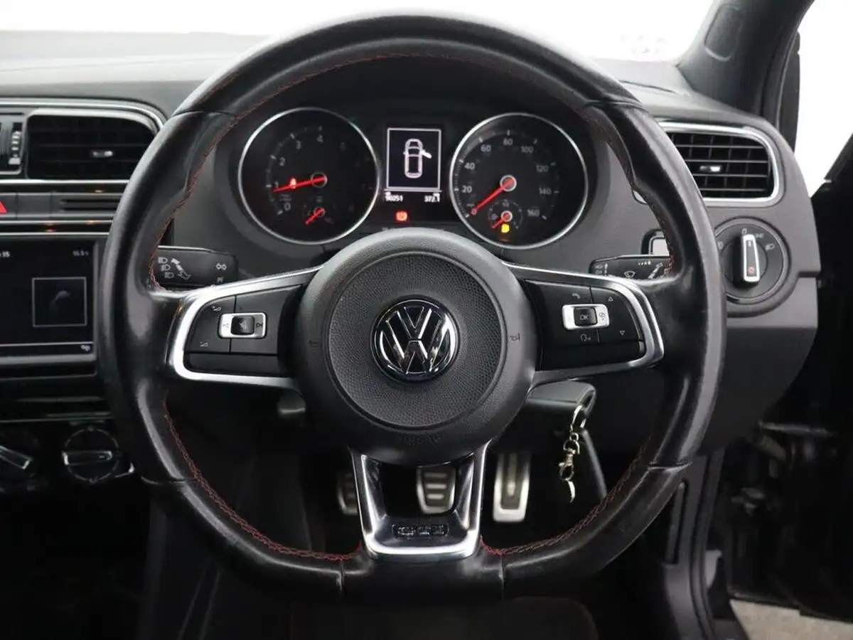 2016-volkswagen-polo-18-tsi-gti-5d-big-15