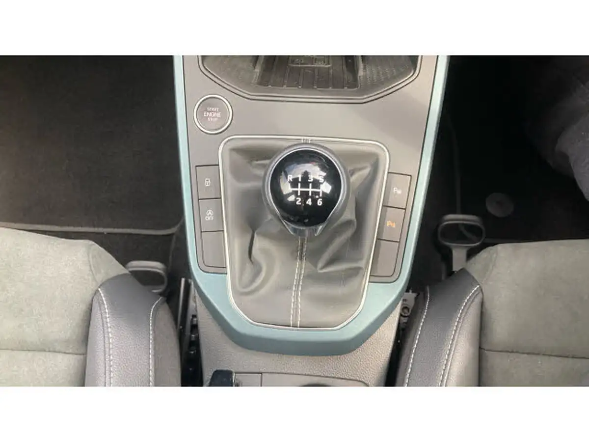 2021-seat-arona-10-tsi-xperience-big-28
