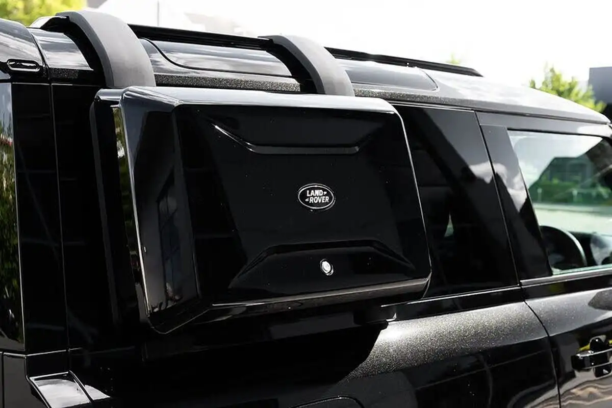2022-land-rover-90-defender-30-d250-x-dynamic-se-big-11
