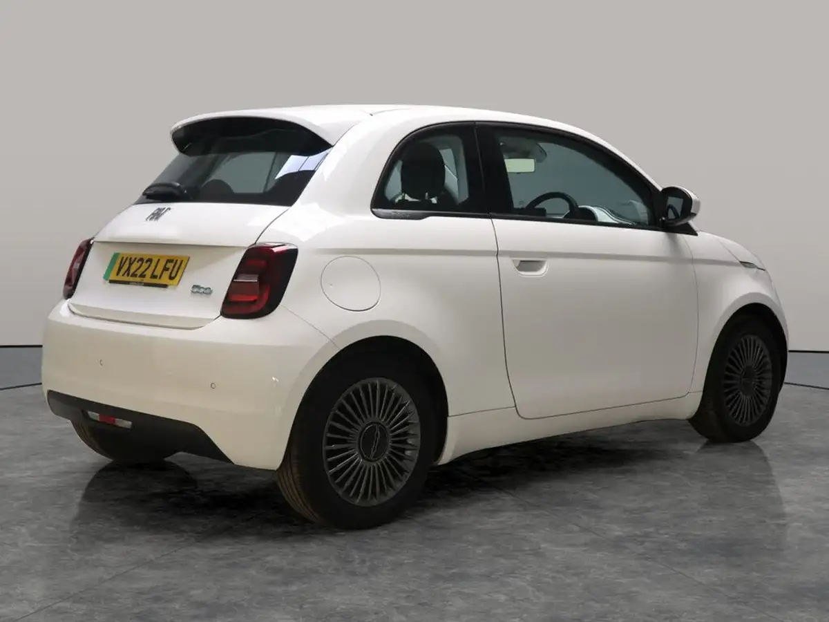 2022-fiat-500-e-icon-117bhp-big-11
