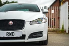 2015-jaguar-xf-22td-r-sport-black-saloon-4d-small-10