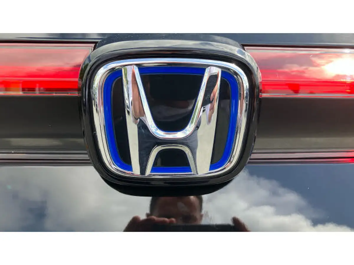 2023-honda-hr-v-15-i-mmd-advance-big-24