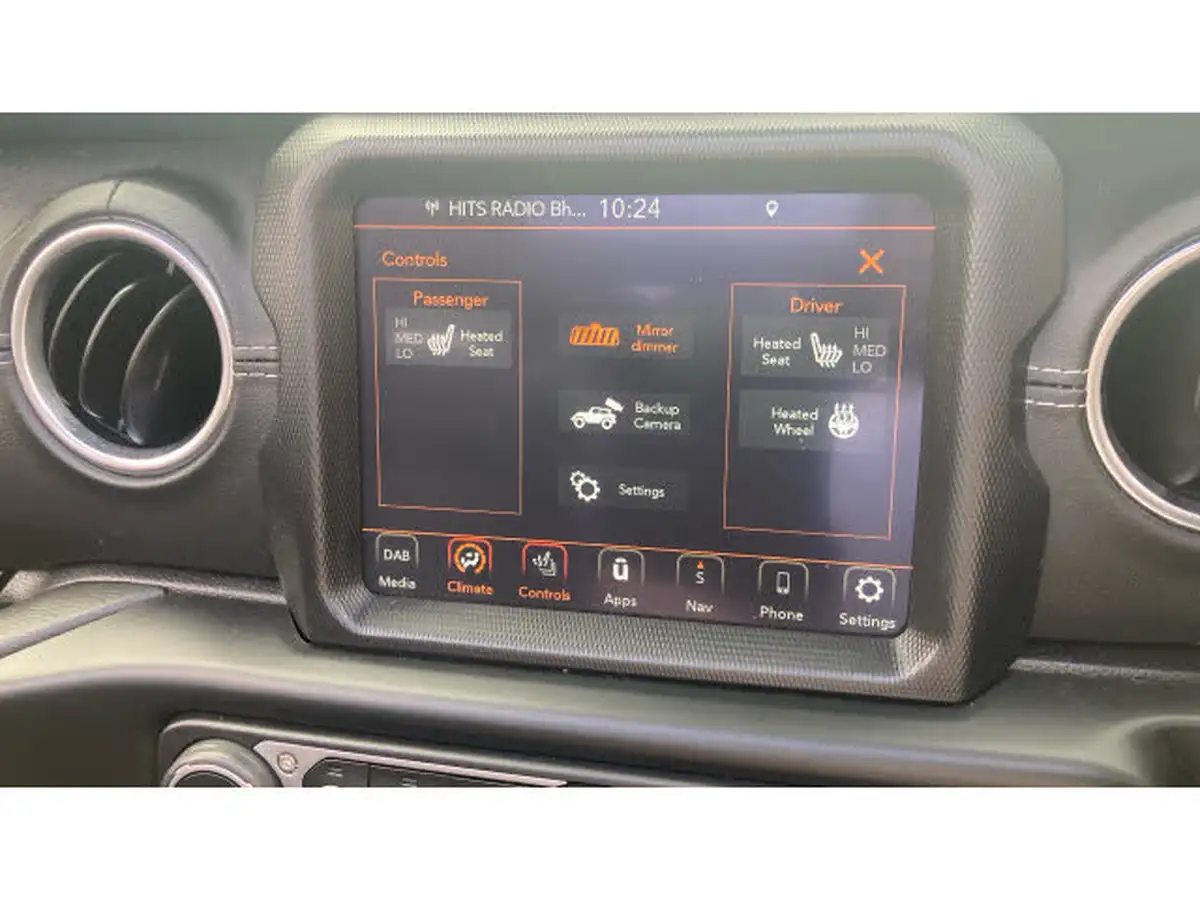 2021-jeep-wrangler-20-gme-overland-5d-big-41