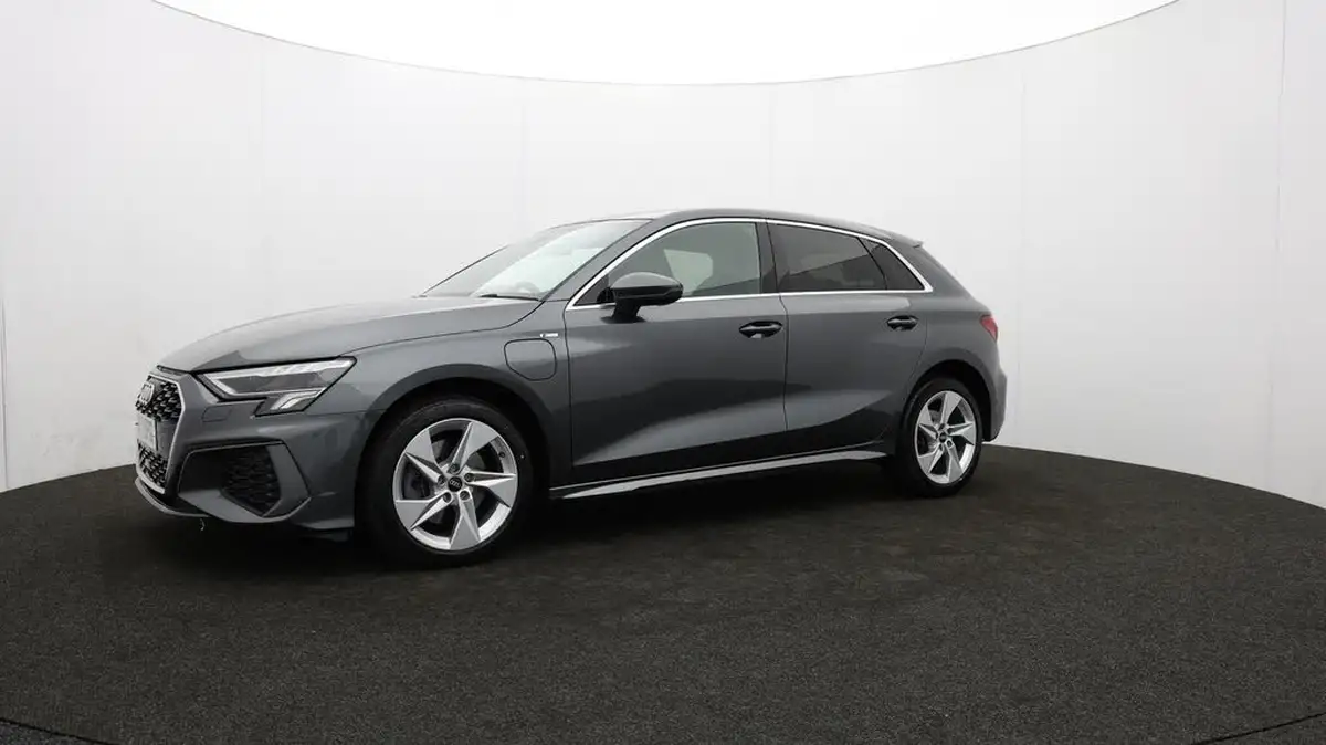 2021-audi-a3-14-40-tfsi-e-s-line-big-65