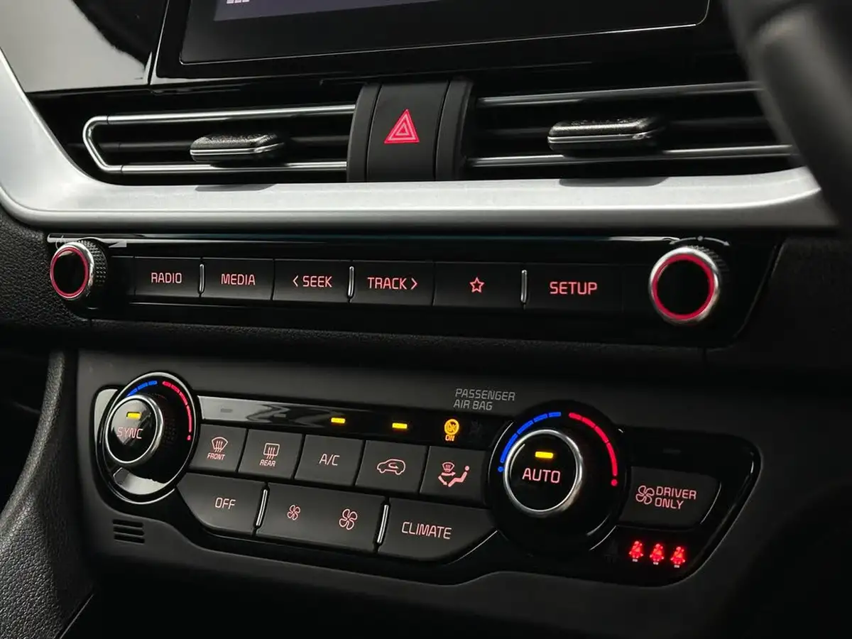 2021-kia-niro-16-gdi-2-big-19