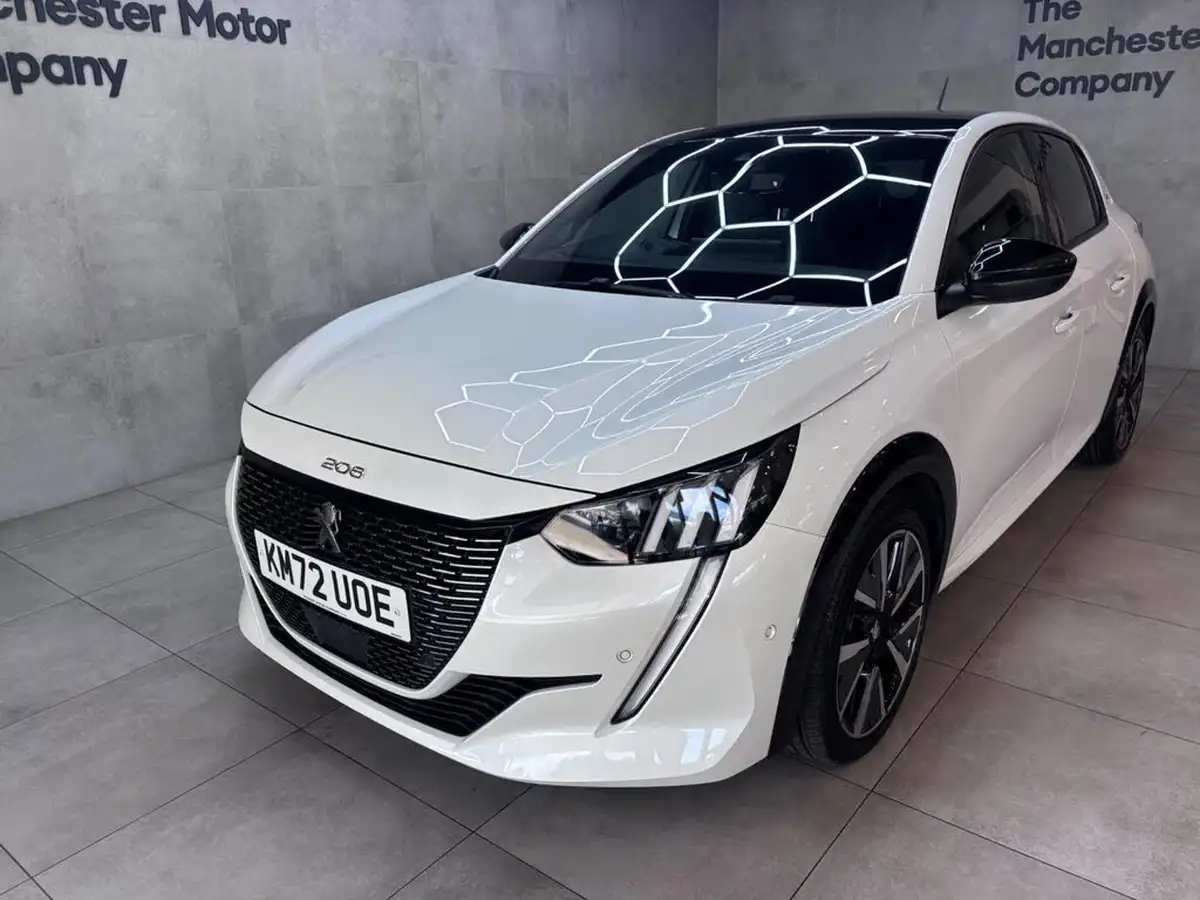 2022-peugeot-208-12-puretech-gt-100ps-big-5