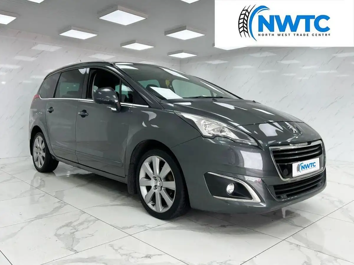 2014-peugeot-5008-16hdi-allure-big-0
