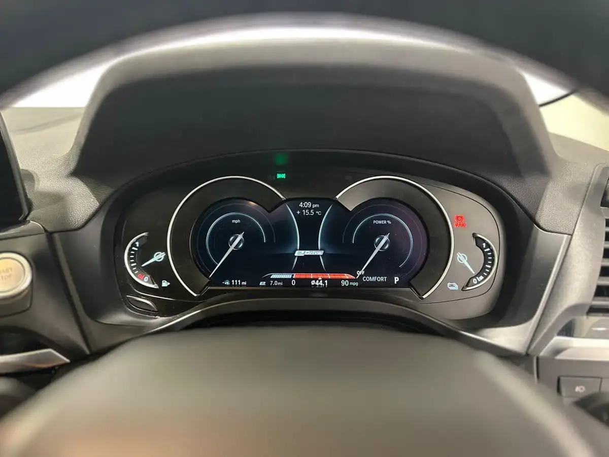 2021-bmw-x3-20-xdrive-30e-xline-big-33