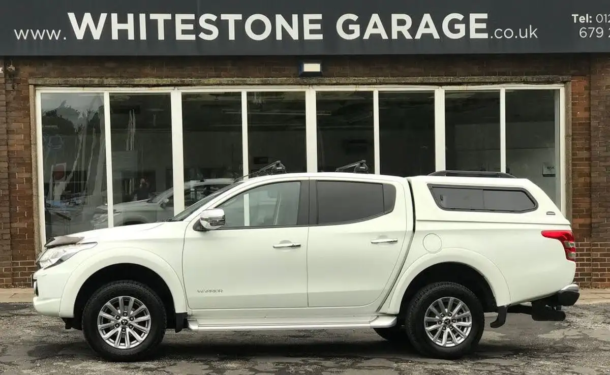 2018-mitsubishi-l200-24di-d-warrior-eu6-auto-big-5