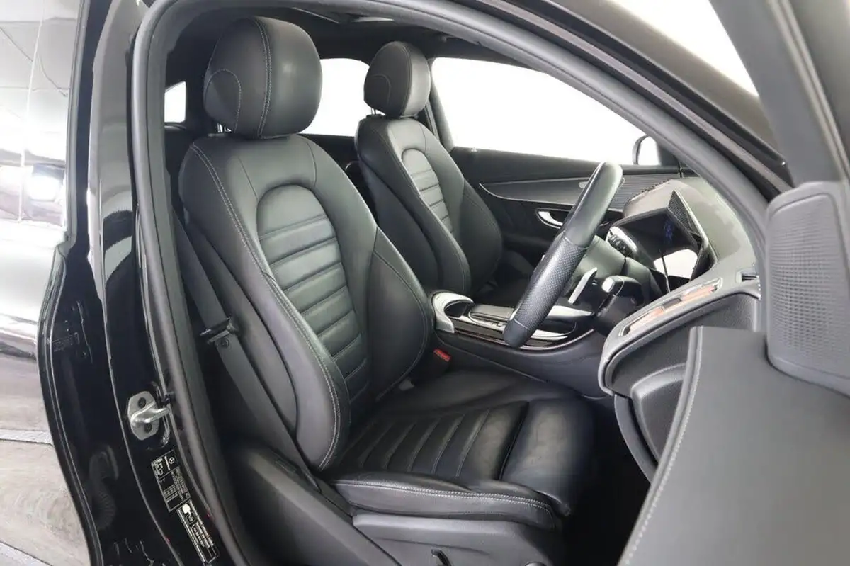 2021-mercedes-benz-eqc-e-eqc-400-amg-line-premium-big-12