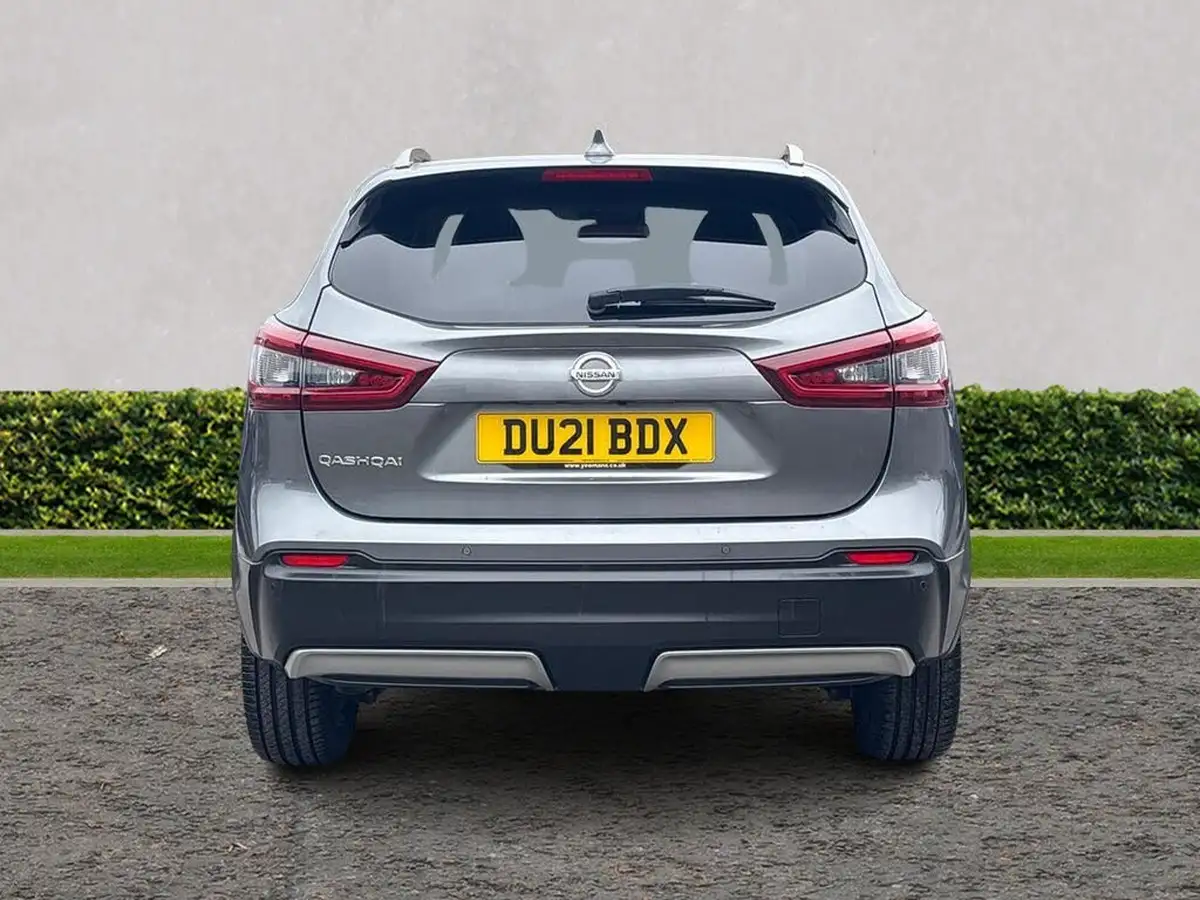 2021-nissan-qashqai-13-dig-t-n-motion-160ps-auto-big-3