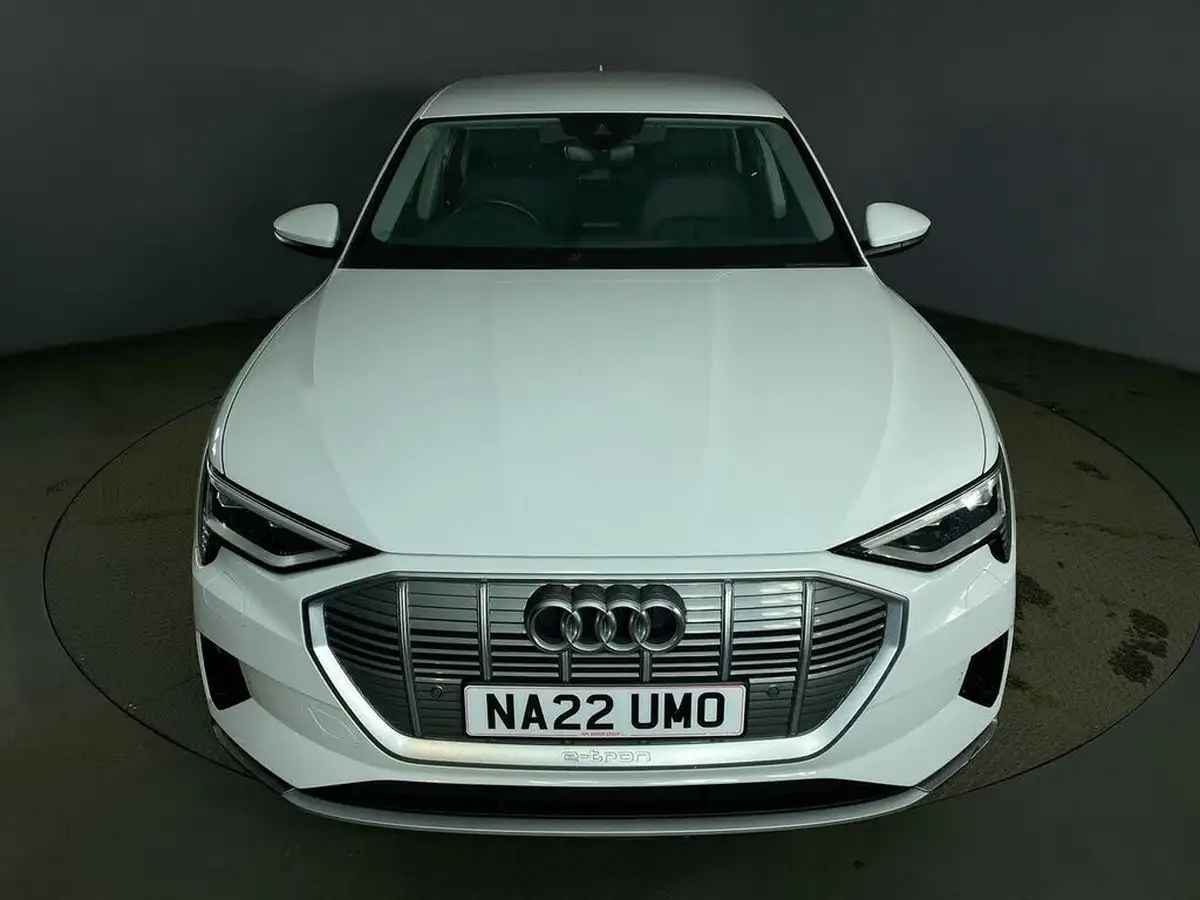 2022-audi-e-tron-55e-technik-station-wagon-big-9