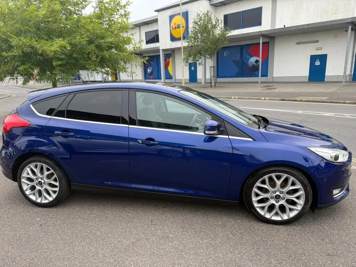 2017-ford-fiesta-10t-titanium-x-125ps-ss-5d-big-4