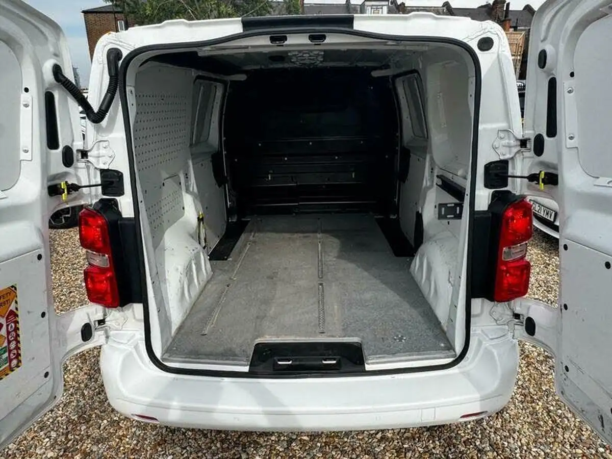 2019-citroen-dispatch-20bluehdi-enterprise-m-1400-120pseu6d-ss-panel-big-41