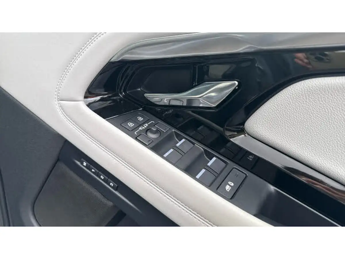 2022-land-rover-range-rover-evoque-20-d200-r-dynamic-se-big-29