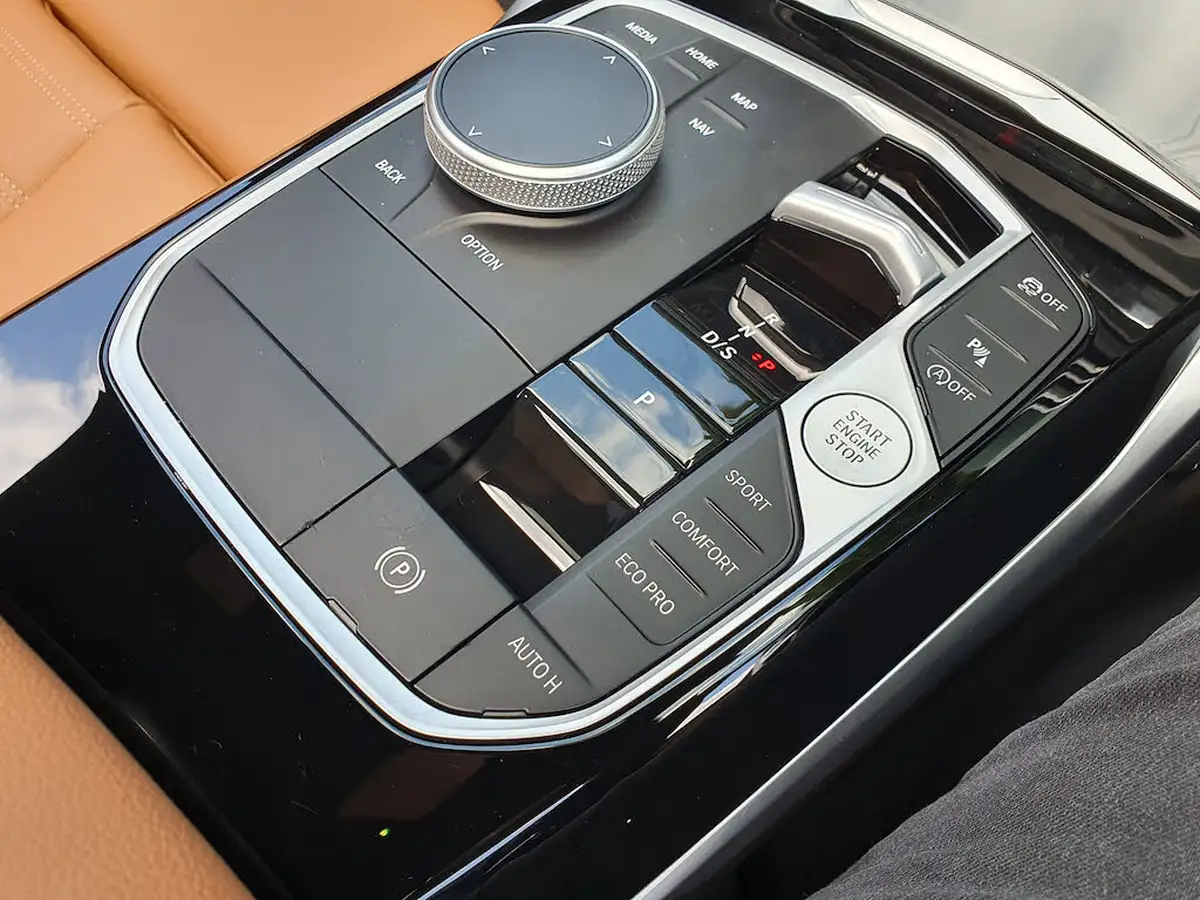 2024-bmw-2-series-30-m240i-big-36