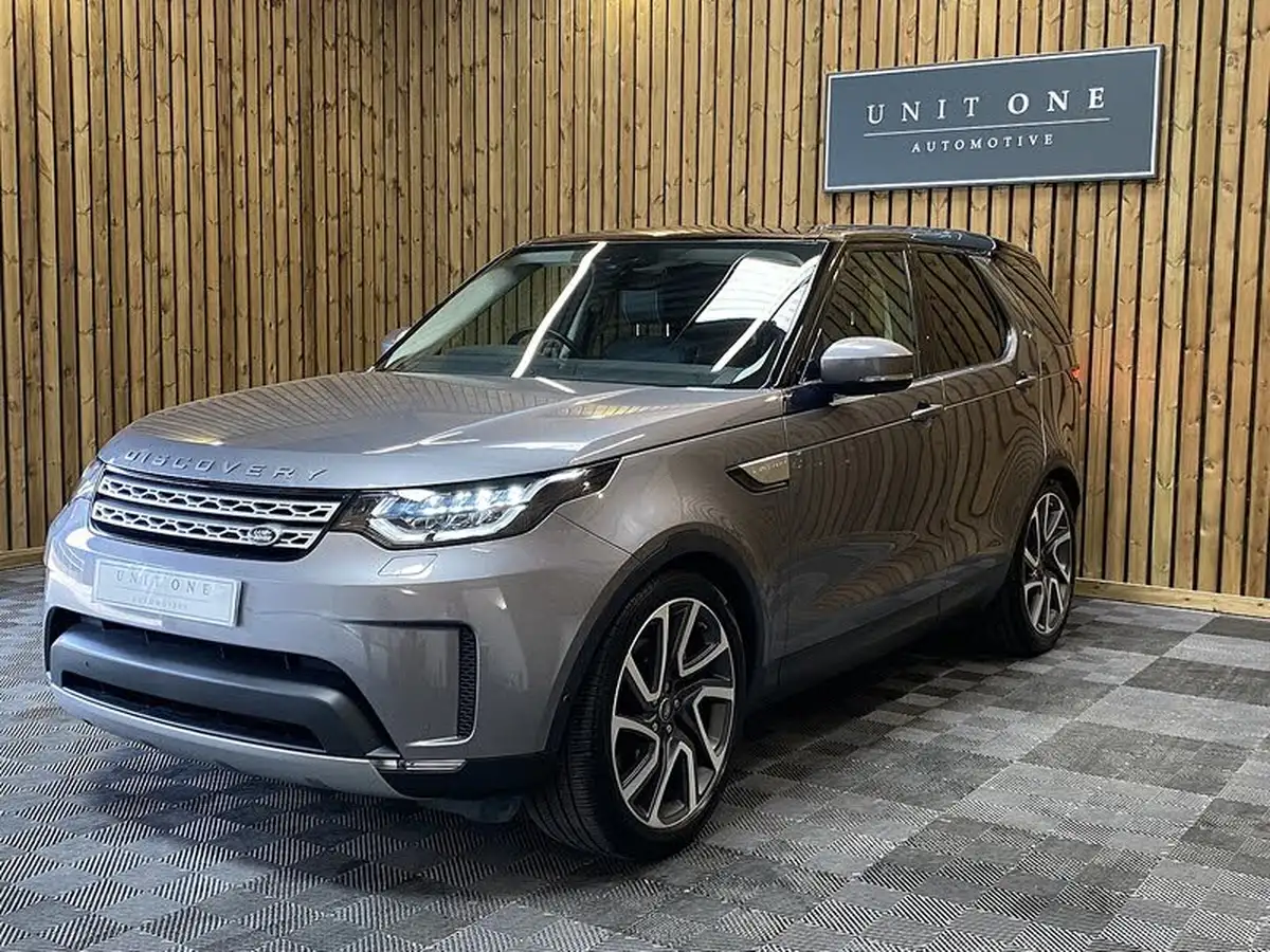 2020-land-rover-discovery-30-sd6-hse-big-63