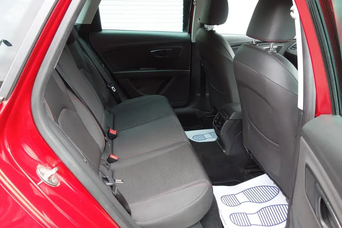 2019-seat-leon-15-tsi-evo-fr-130ps-estate-big-17