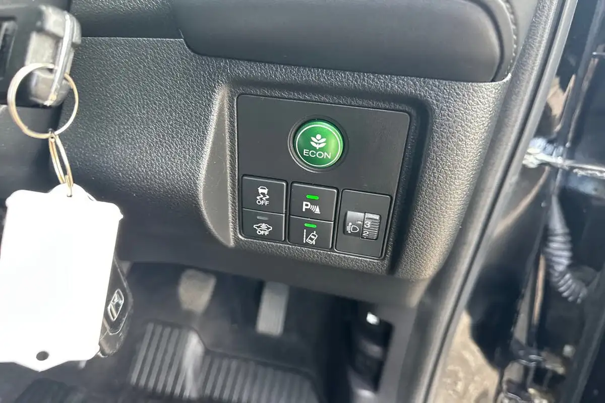 2018-honda-hr-v-16-i-dtec-se-navi-big-39