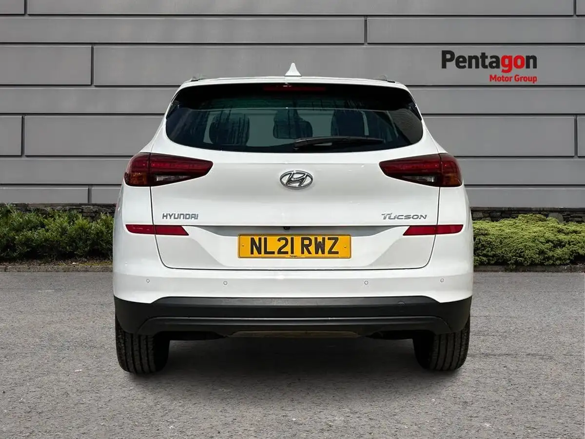 2021-hyundai-tucson-16-gdi-se-nav-big-15