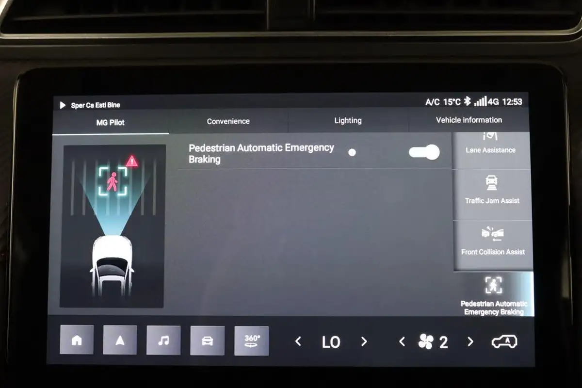 2022-mg-zs-suv-e-trophy-connect-ev-156ps-long-range-big-37