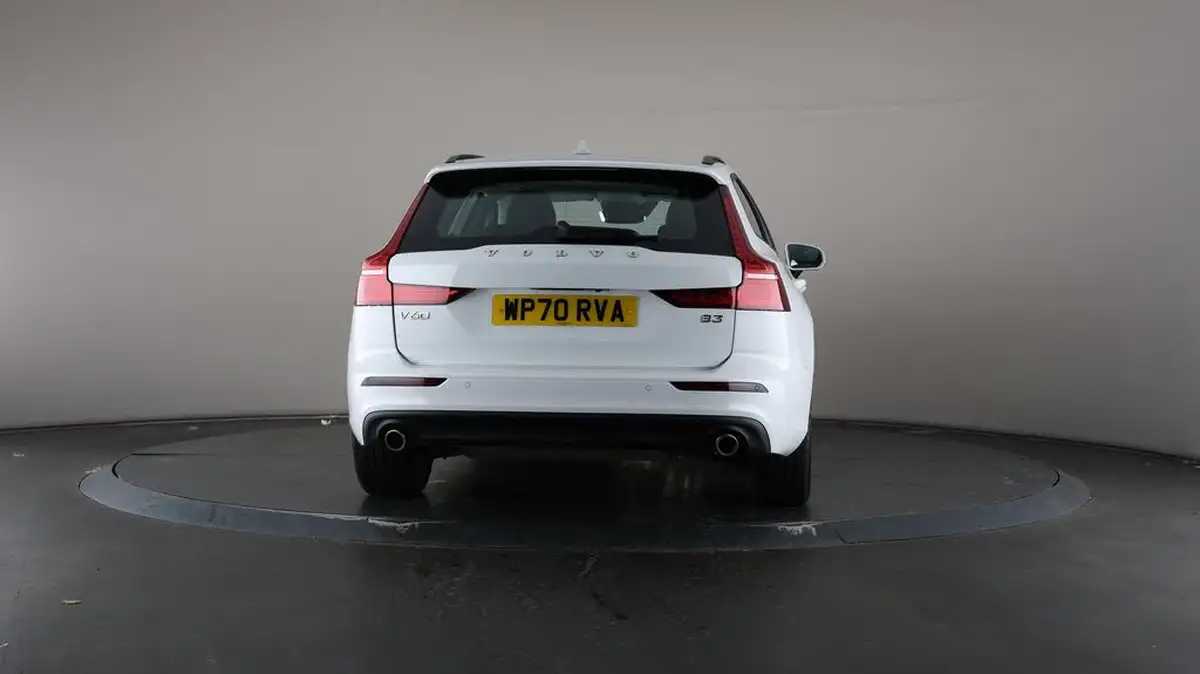2020-volvo-v60-20-b3-momentum-big-73