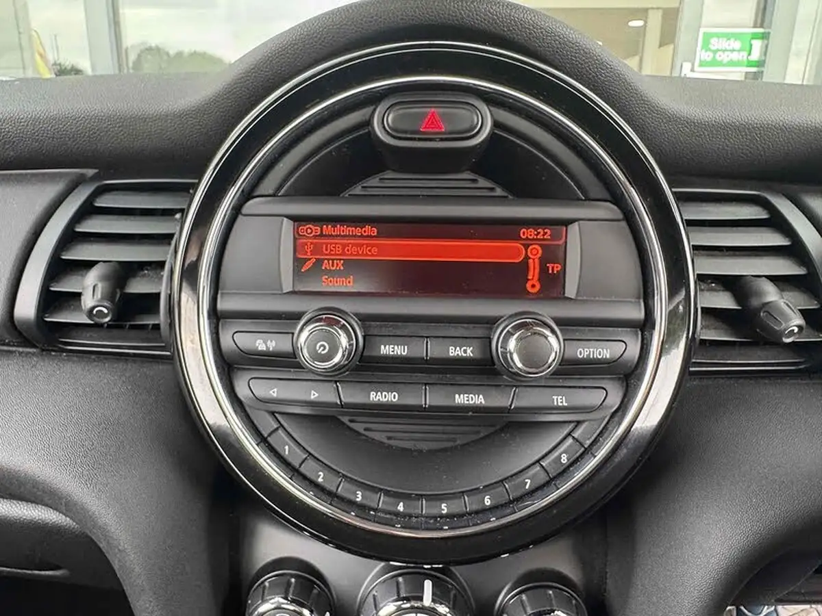 2016-mini-cooper-15td-one-d-3d-big-30