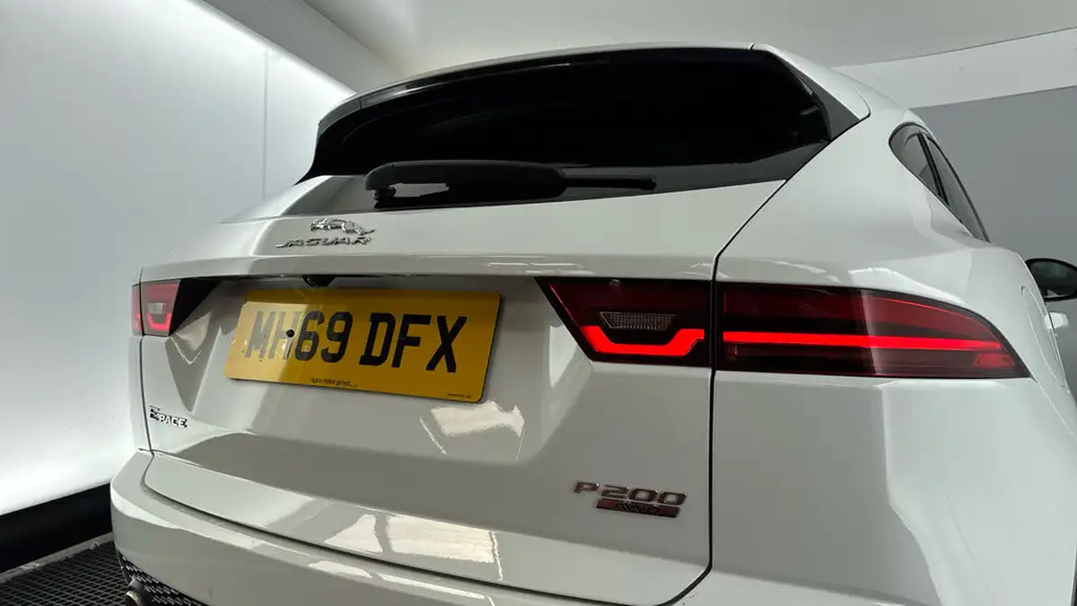 2019-jaguar-e-pace-20-i4-r-dynamic-hse-200ps-big-30