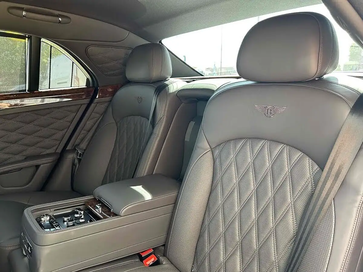 2016-bentley-mulsanne-675-speed-big-16