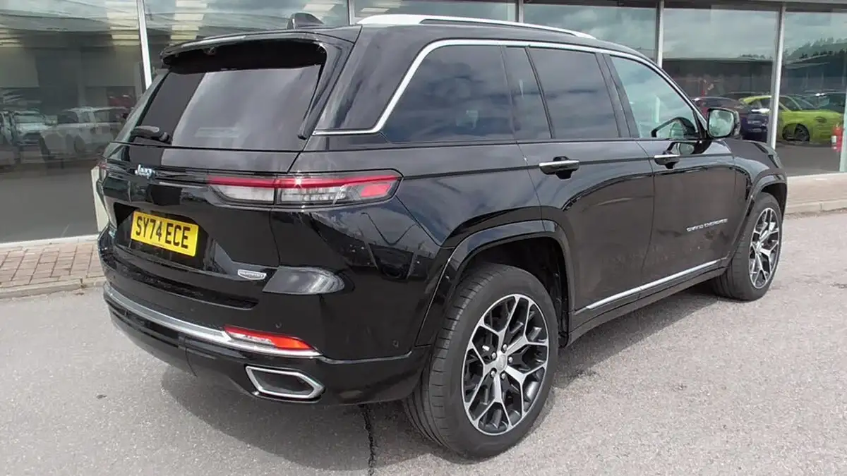 2024-jeep-grand-cherokee-20-gme-summit-reserve-big-2