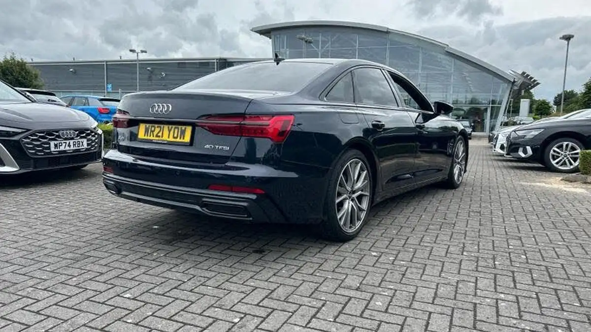 2021-audi-a6-saloon-20-40-tfsi-black-edition-big-16